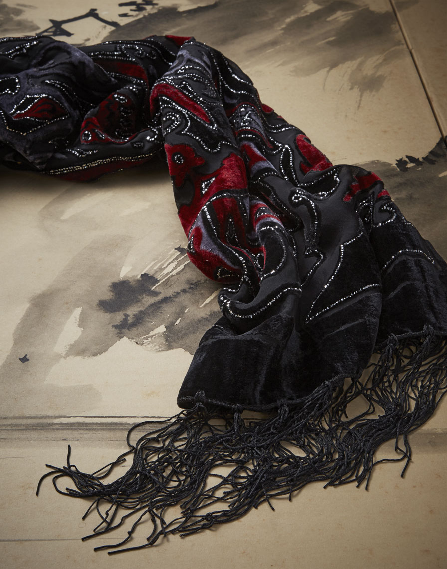 004_20150318_black_scarf_035